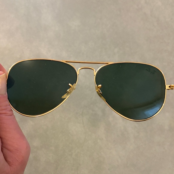 Ray-Ban Gold Frame Aviator Sunglasses with Dark Green/Gray Lenses - RB3025 - Picture 5 of 9
